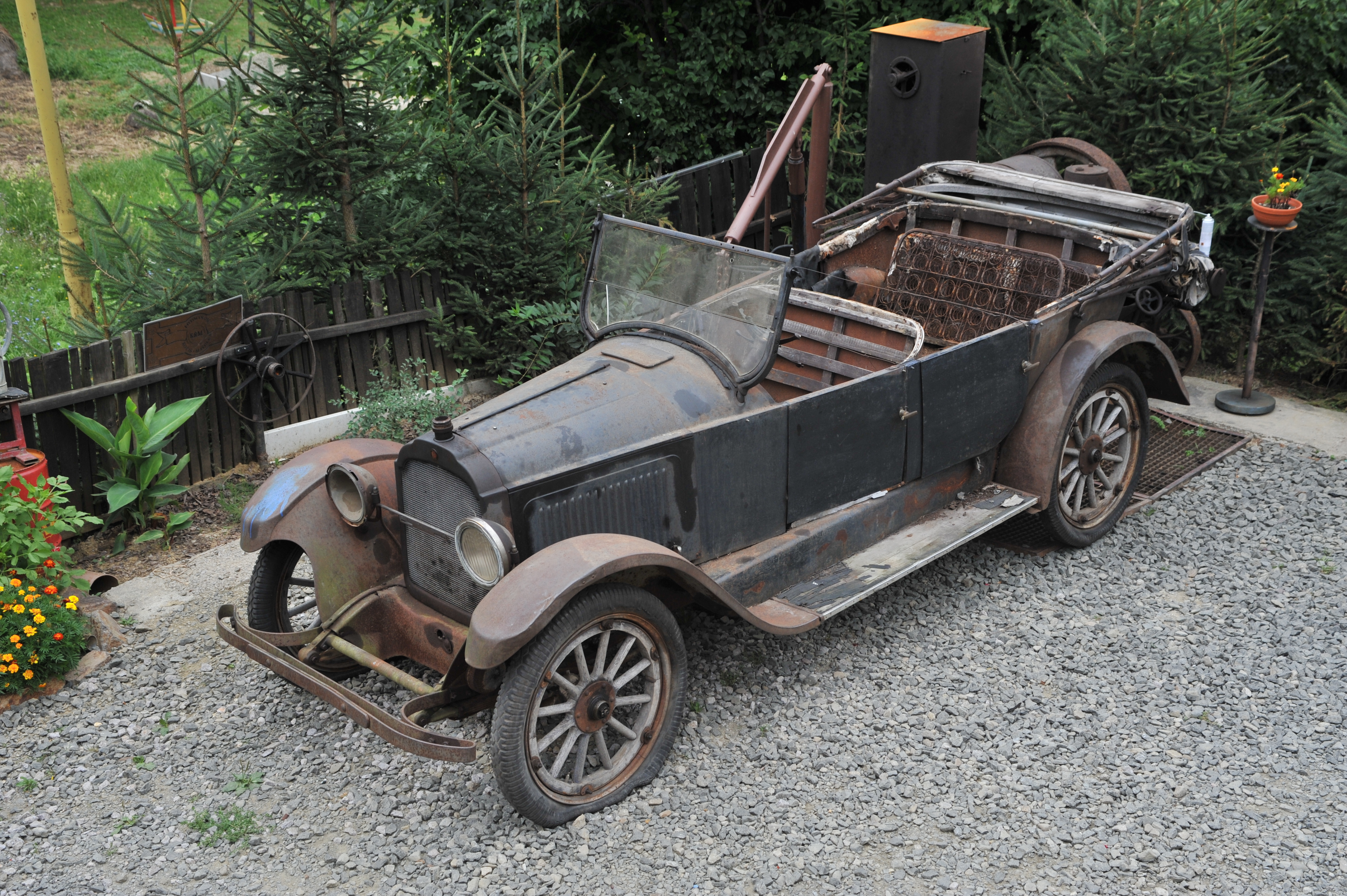 1920 Willys-Knight Model 20 Tourer